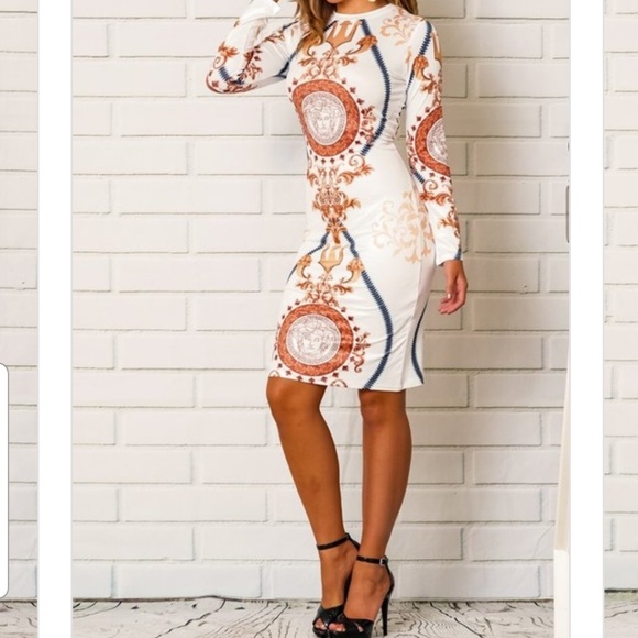 GORGEOUS DRESS - Picture 3 of 4